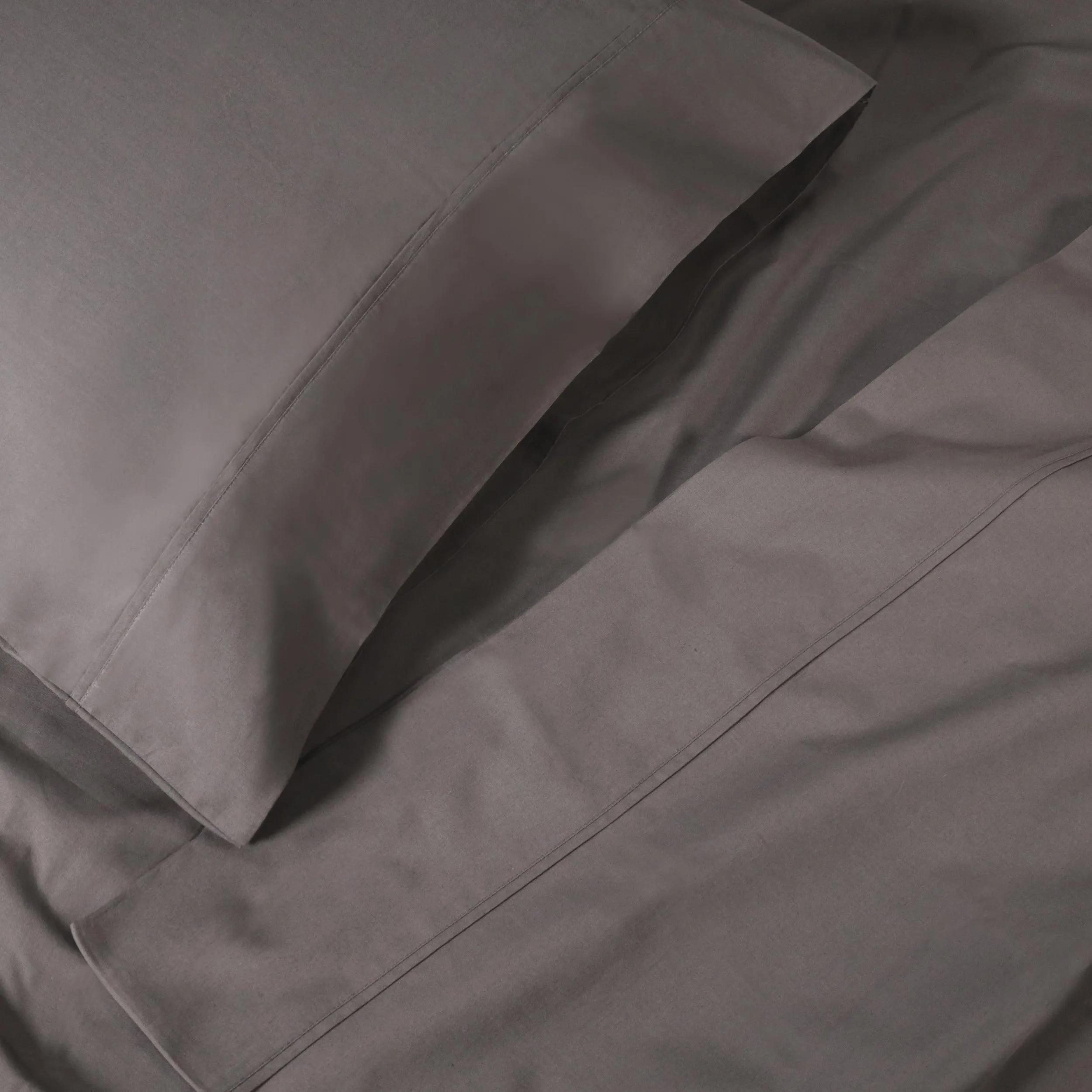 100% Cotton Percale 300 Thread Count Solid Deep Pocket Sheet Set