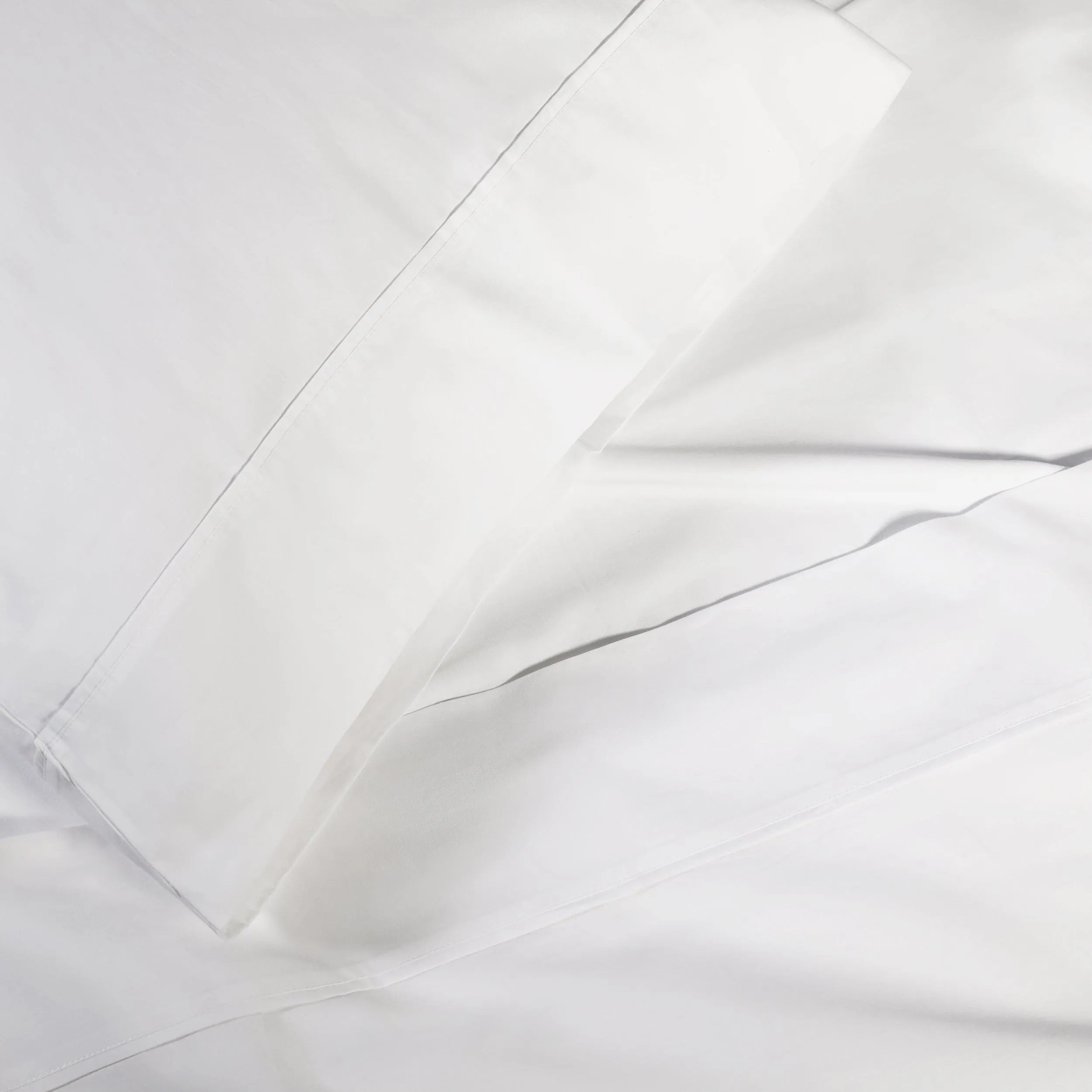 100% Cotton Percale 300 Thread Count Solid Deep Pocket Sheet Set