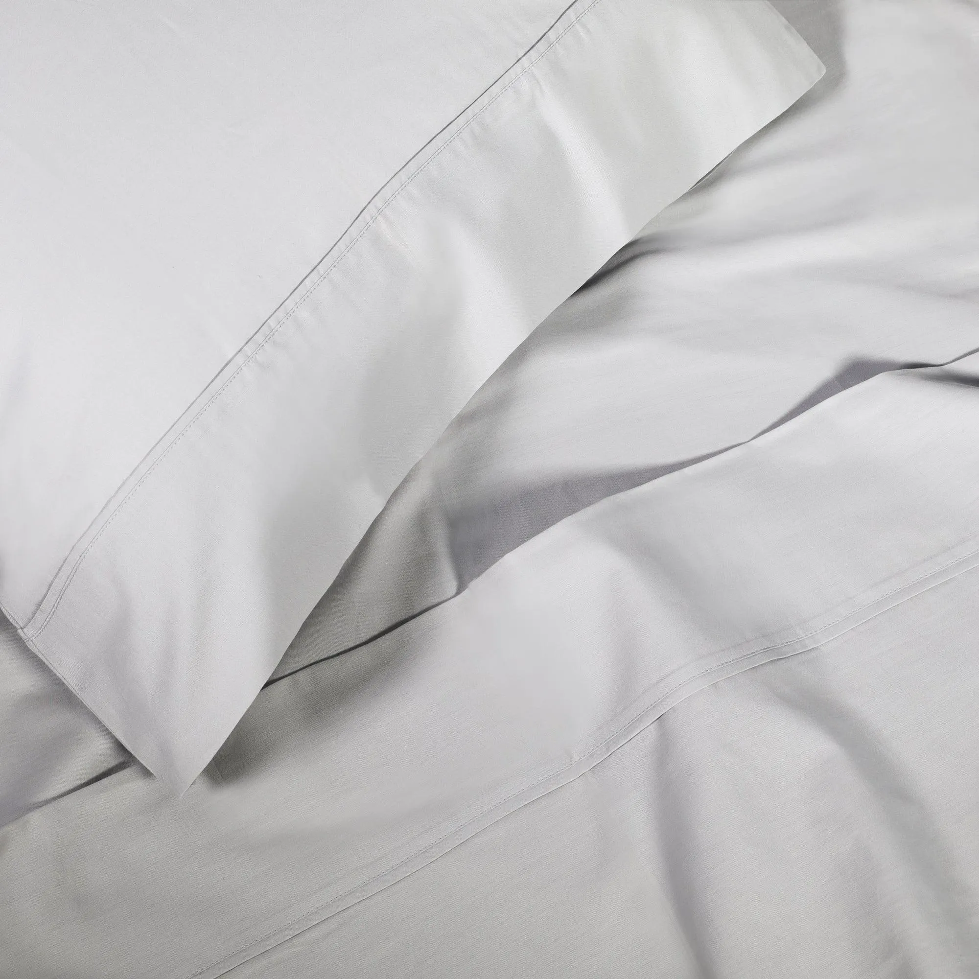 100% Cotton Percale 300 Thread Count Solid Deep Pocket Sheet Set