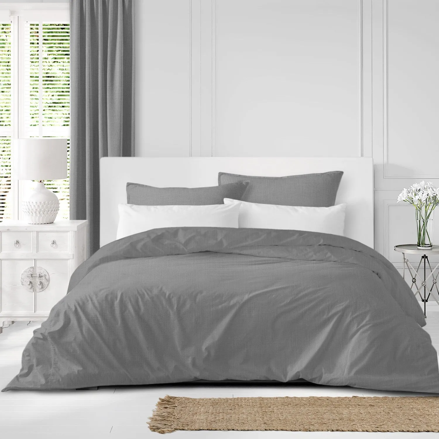 Ancebridge Dove Gray Bedding