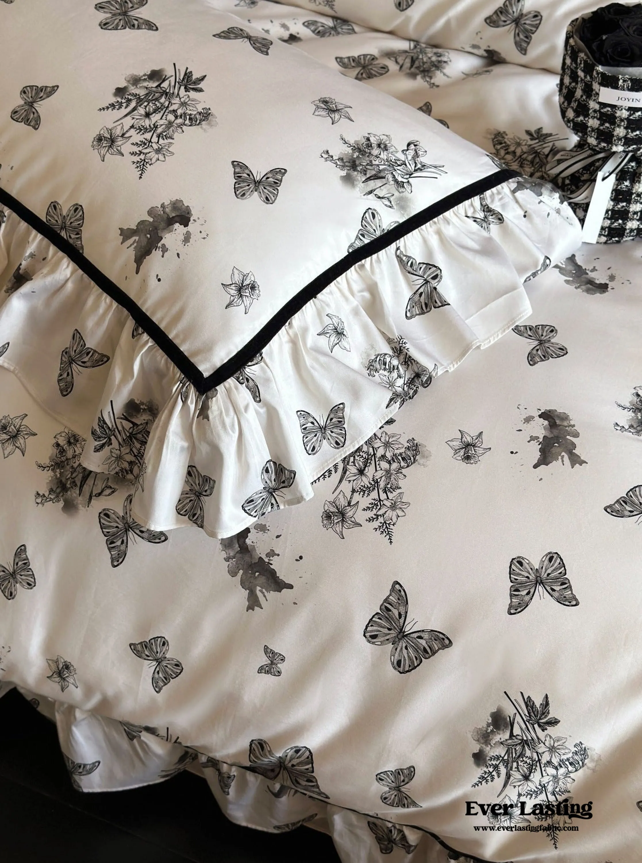 Black & White Butterfly French Ruffle Bedding Set