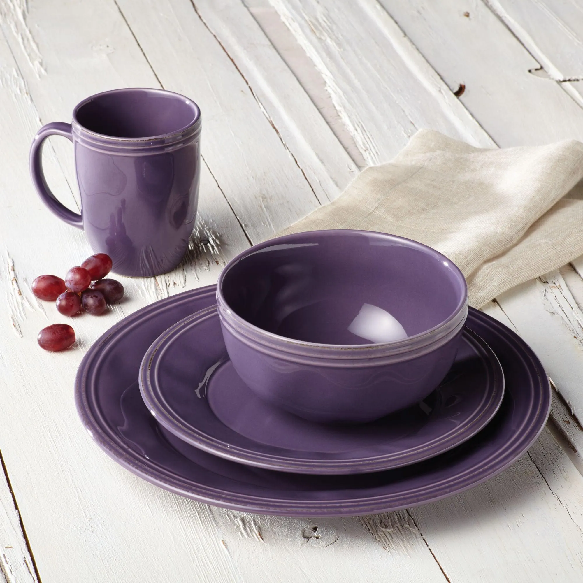 Cucina 16-Piece Dinnerware Set