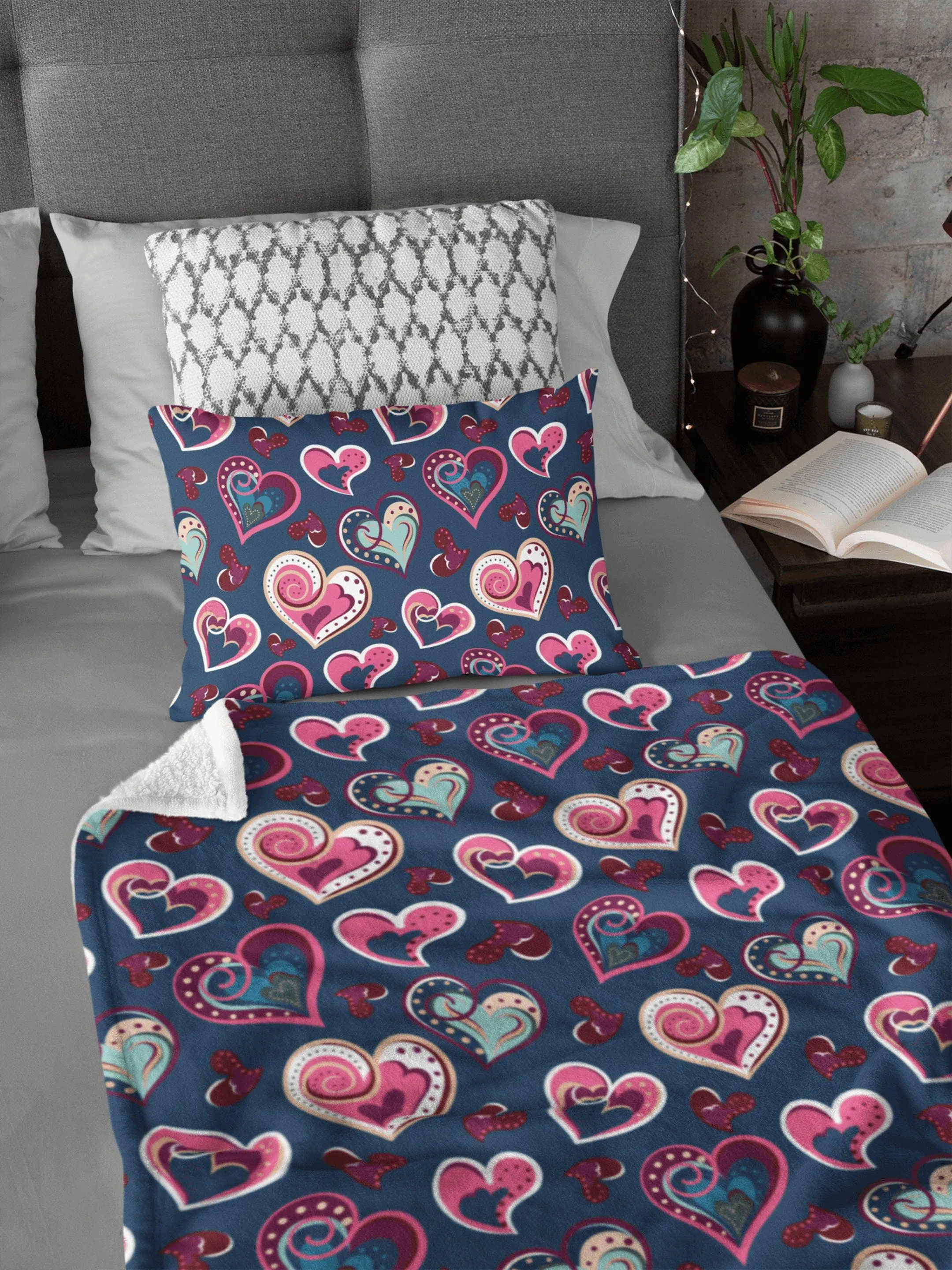 Cute Pink Hearts Pattern Soft Fluffy Velvet Flannel Fleece Throw Blanket