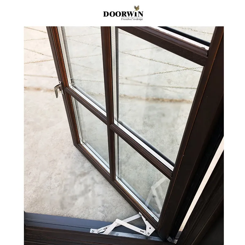 Doorwin 2021wholesale American House Solid Wood Glass-Window-Grill-Design Swing Out Crank Casement Window with Mosquito Net