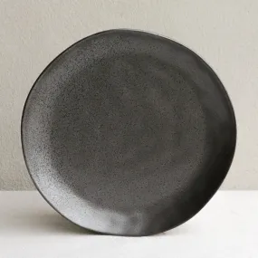 Earth Dinner Plate in Black