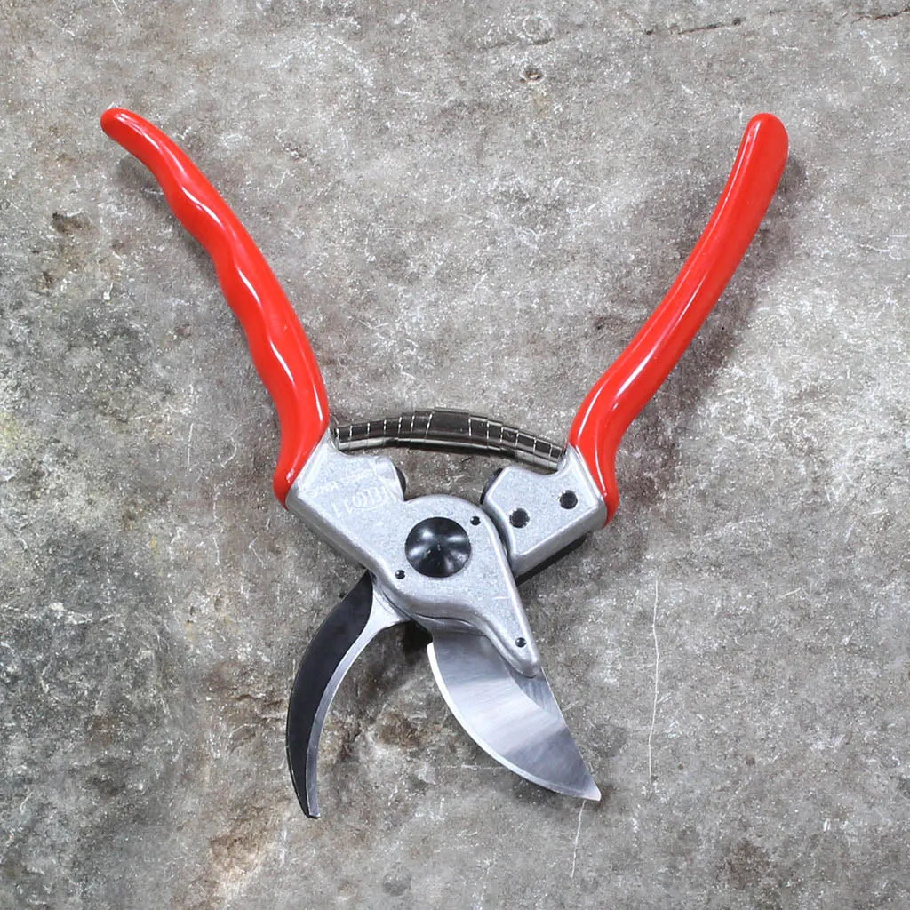 Felco F11 Pruning Shears