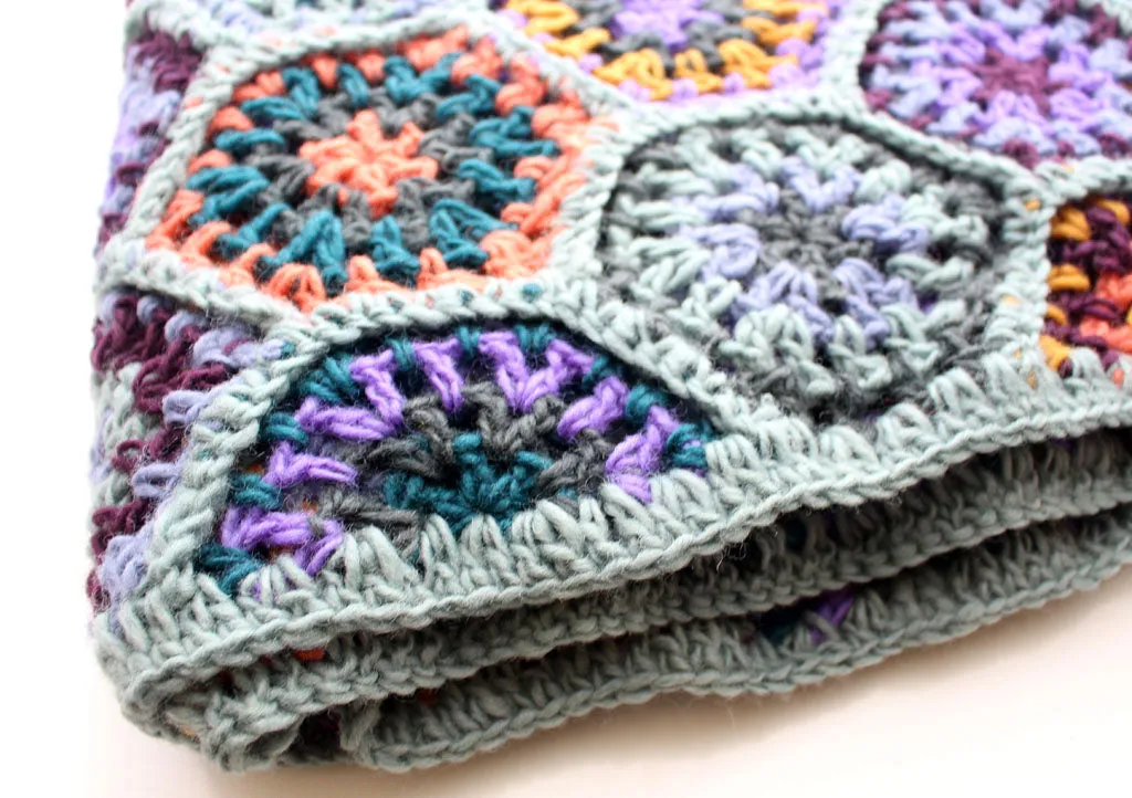 Hexagon Motif Pattern Hand Crochet Blue Multicolor Woolen Blanket/Throw