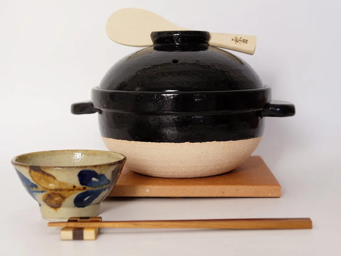 Kamado-san Donabe Rice Cooker by Nagatani-en