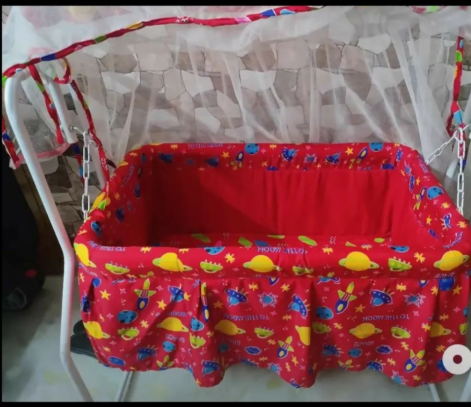 Kid's Manual Cradle Jhula / Baby Swing