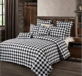 Plaid Quilt Set