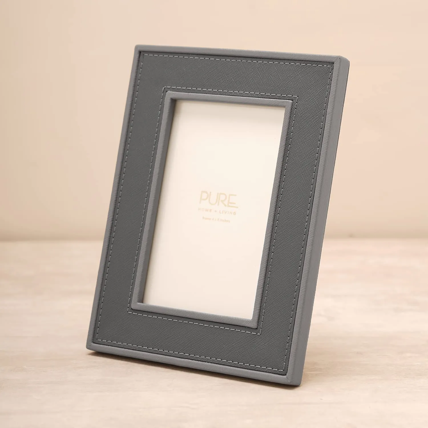 Pure Home   Living Dark Grey Faux Leather Photo Frame, Tabletop Photo Frame, Home Décor For Office Desk, Bedroom & Living Room (4X6 Inches, Pack Of 1)