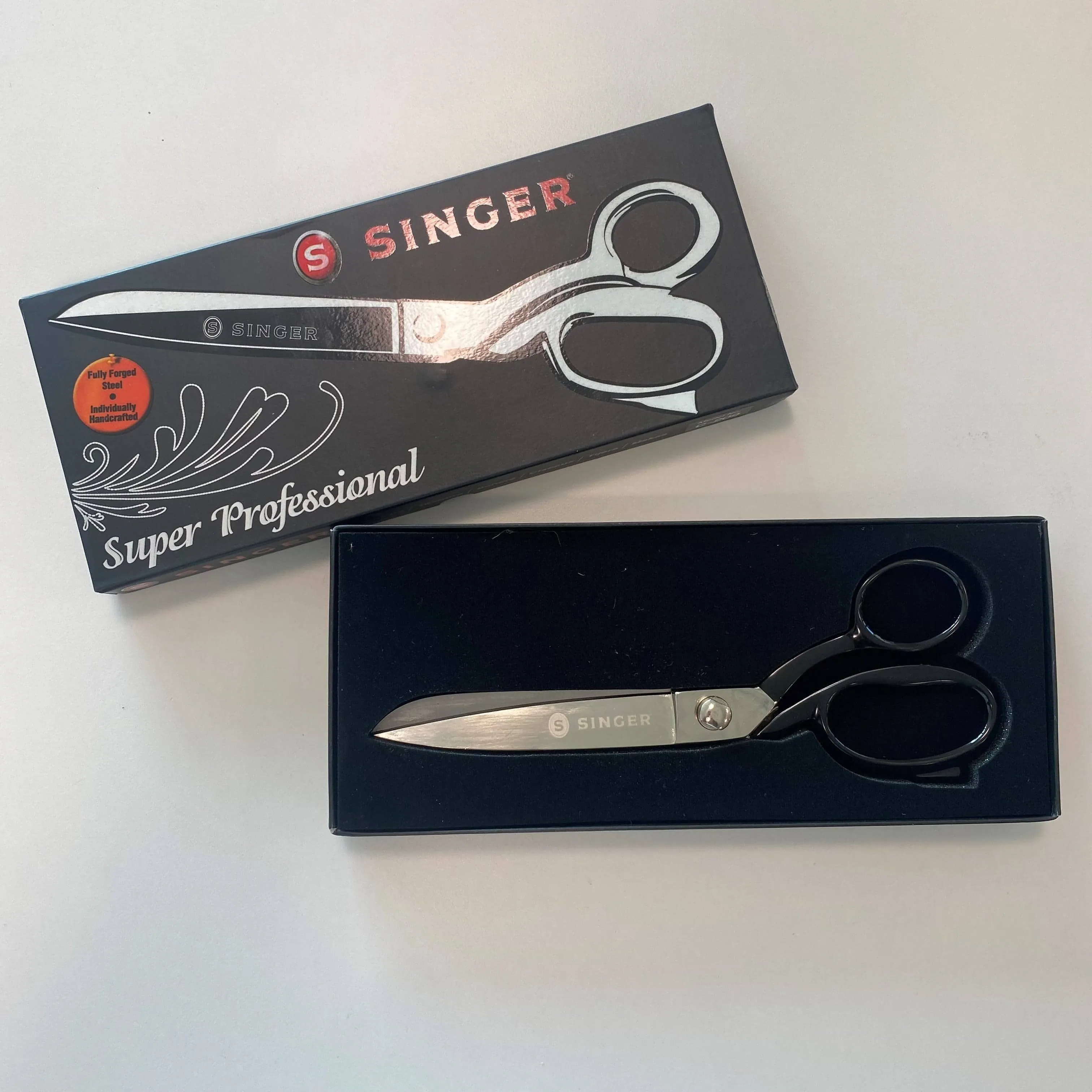 Singer Super Professional Tailor 9" Shears (Black Handle)