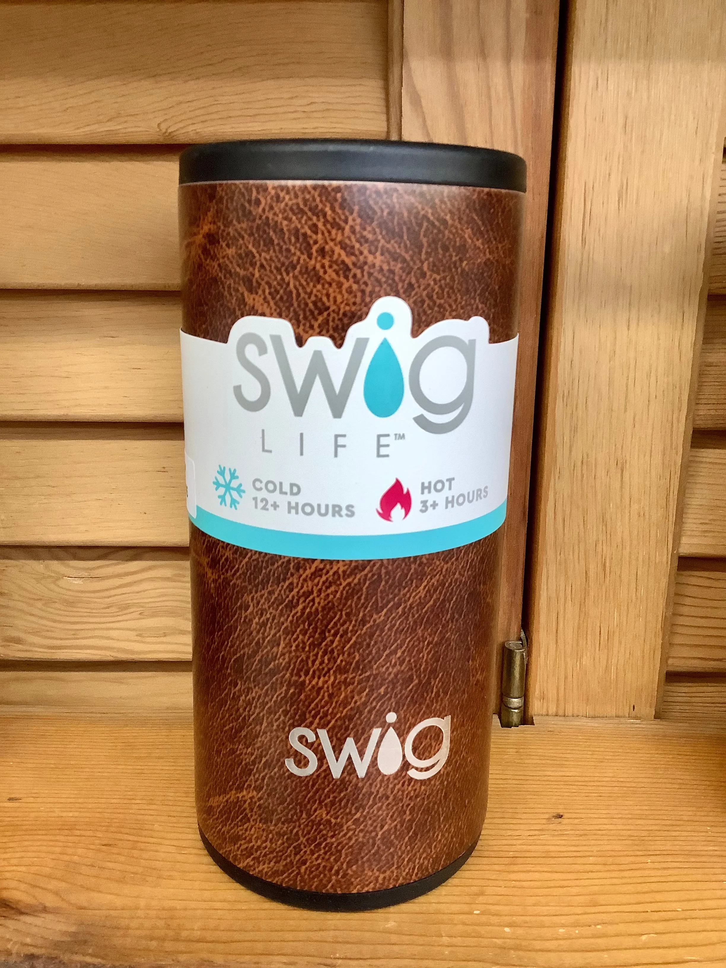 Swig Skinny Can Cooler